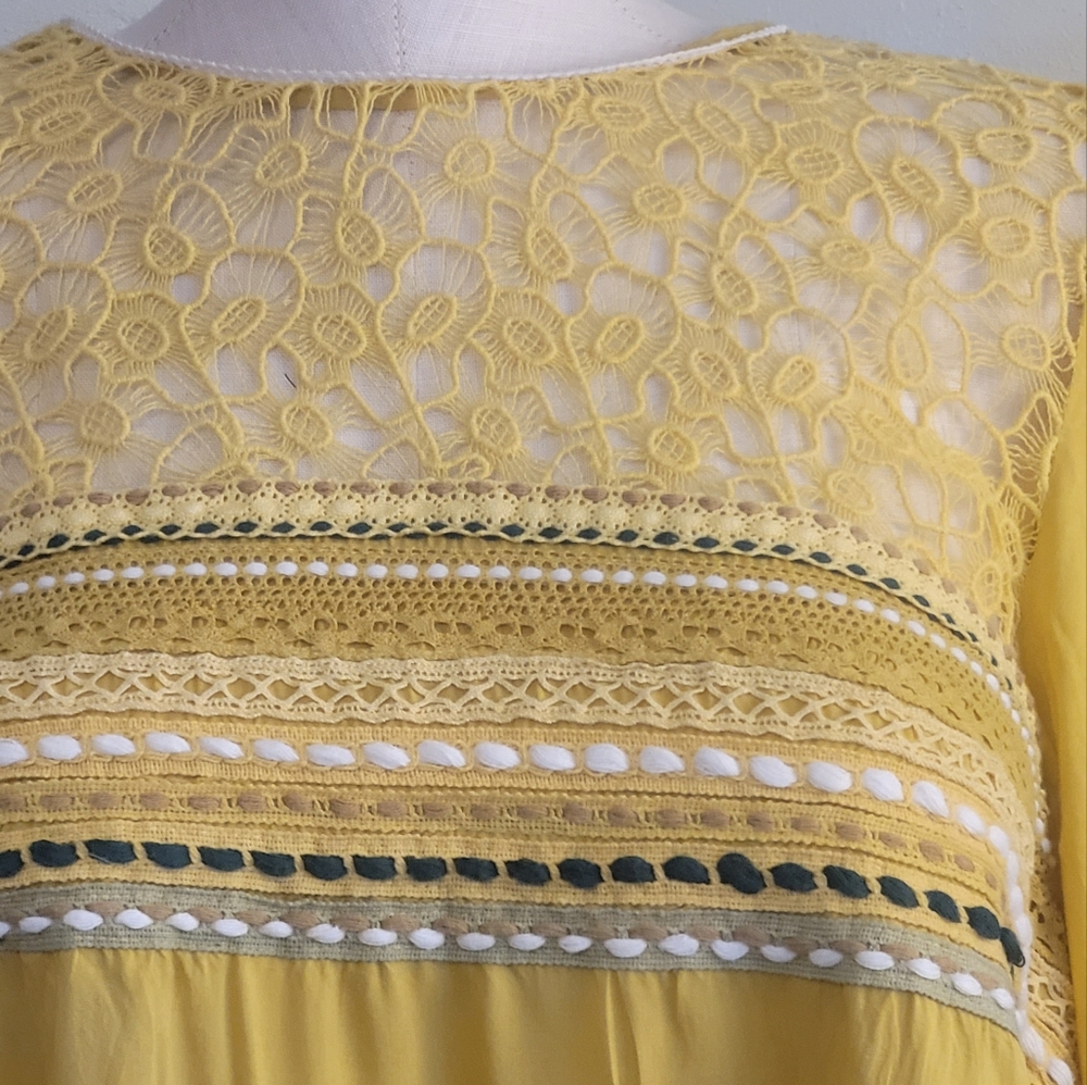 Casual Bohemian Blouse - Picture 3 of 5